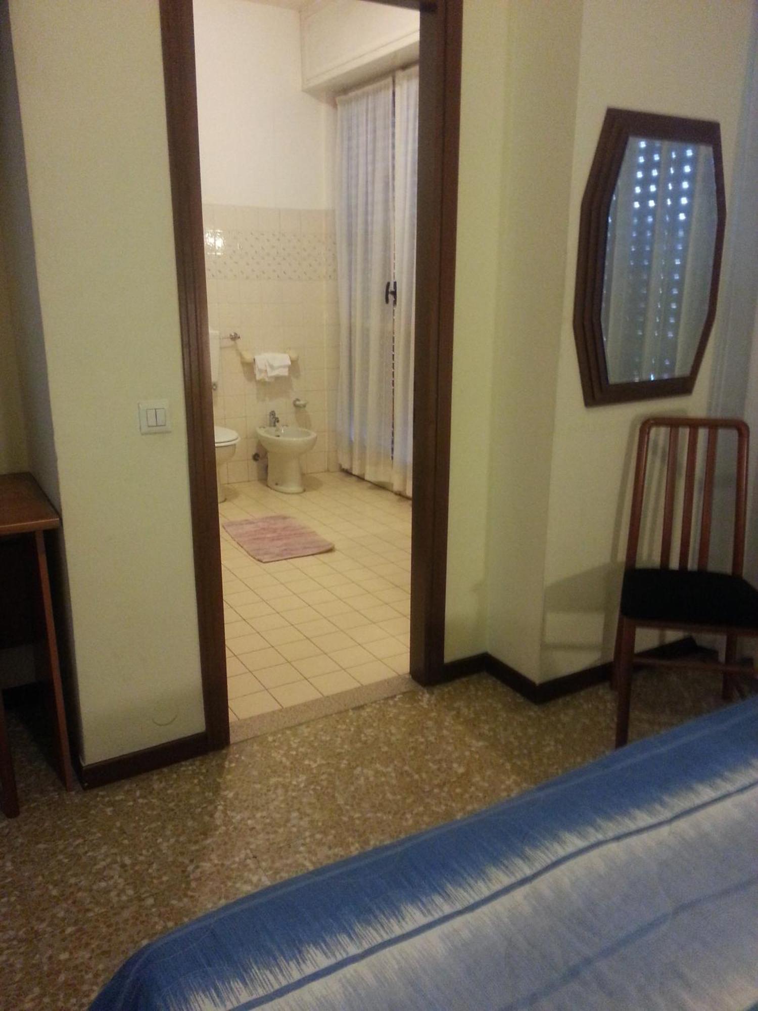 Hotel Lombardia Seveso エクステリア 写真